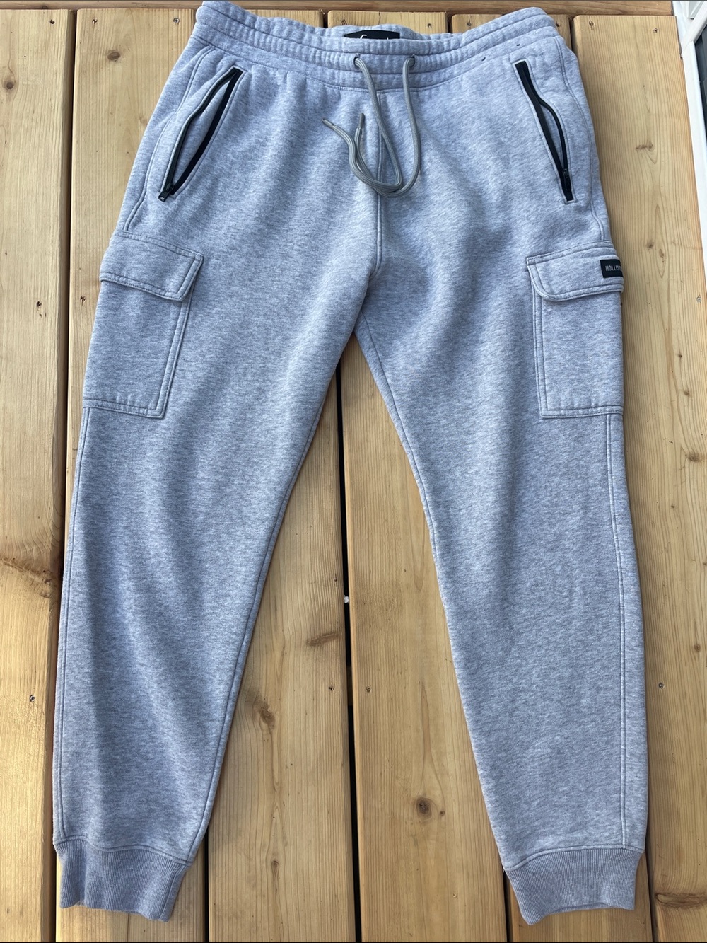 Hollister Light Gray Men's Cargo Joggers with Zipper Pockets